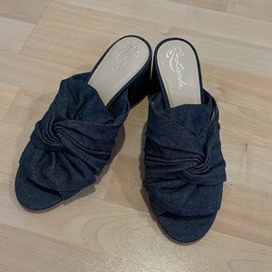 Liendo by Seychelles Katerini Knotted Mules size 9.5